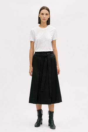 Pleat Detail Mid Length Skirt
